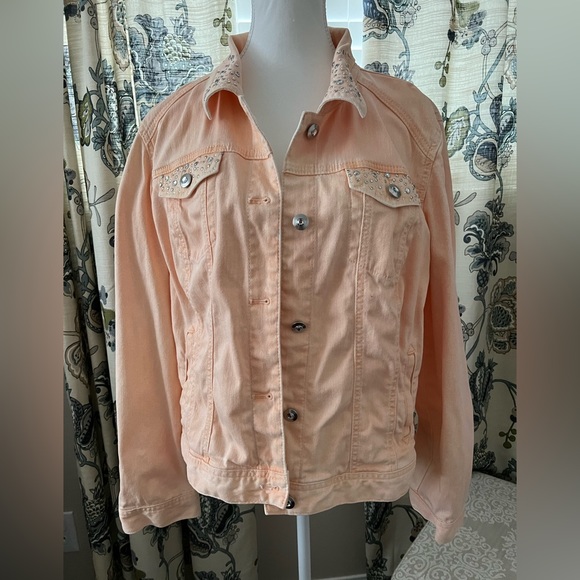 Chico’s Platinum Peach Studded Button down Jean Jacket Size L - Picture 3 of 12